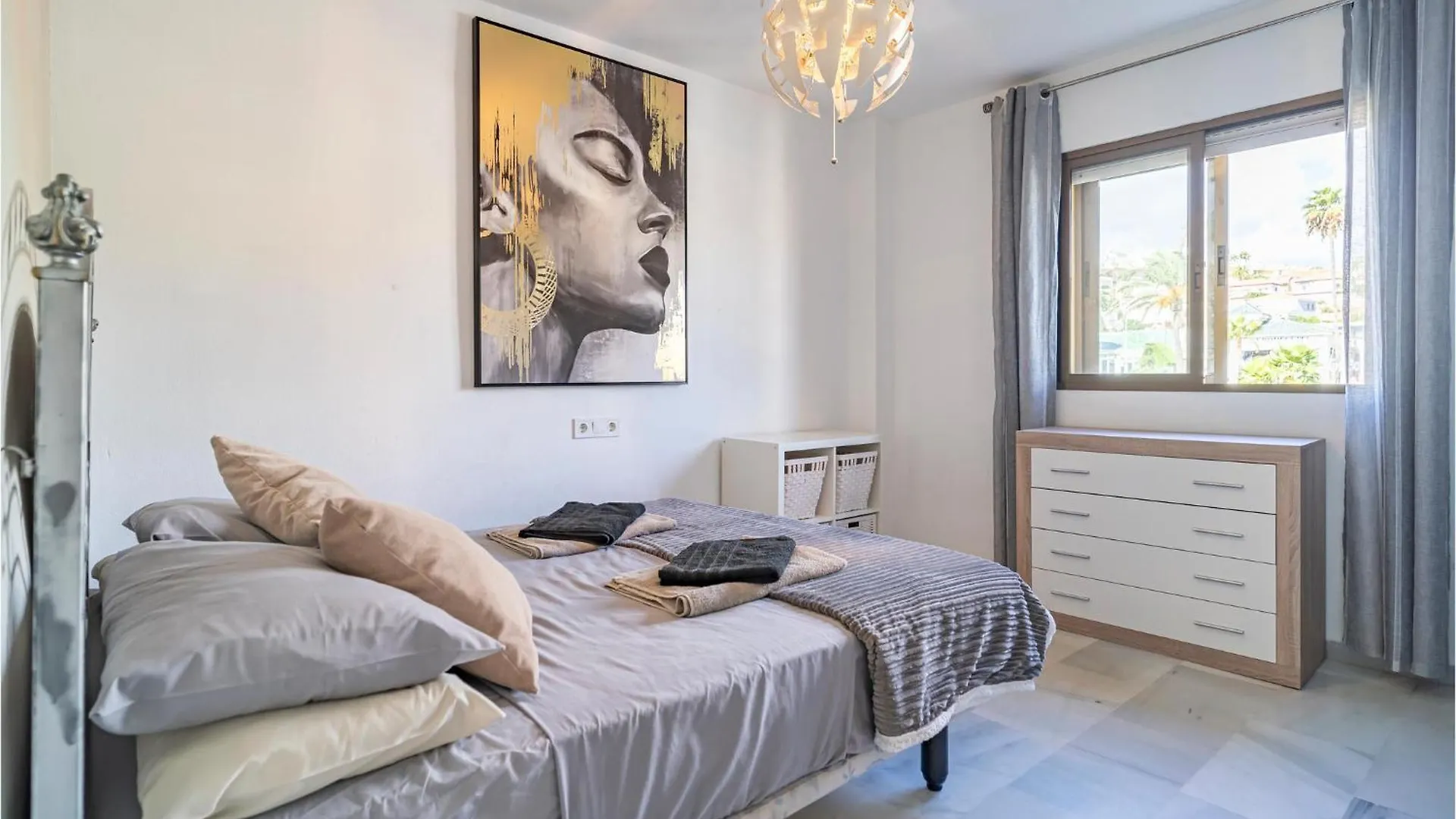 3 Bedroom Cozy Apartment In Las Lagunas De Mijas La Cala De Mijas